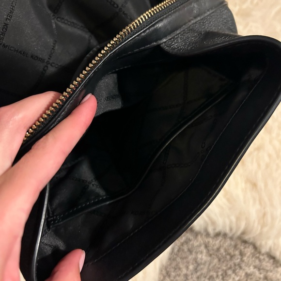 Michael Kors small black backpack - Picture 3 of 12